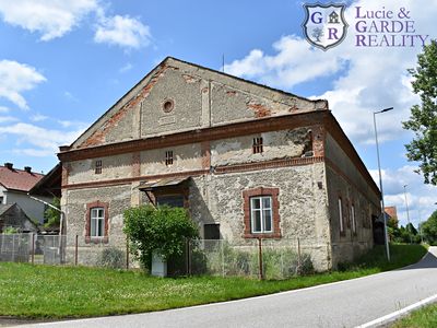 Prodej rodinného domu 175 m², pozemek 2865 m²