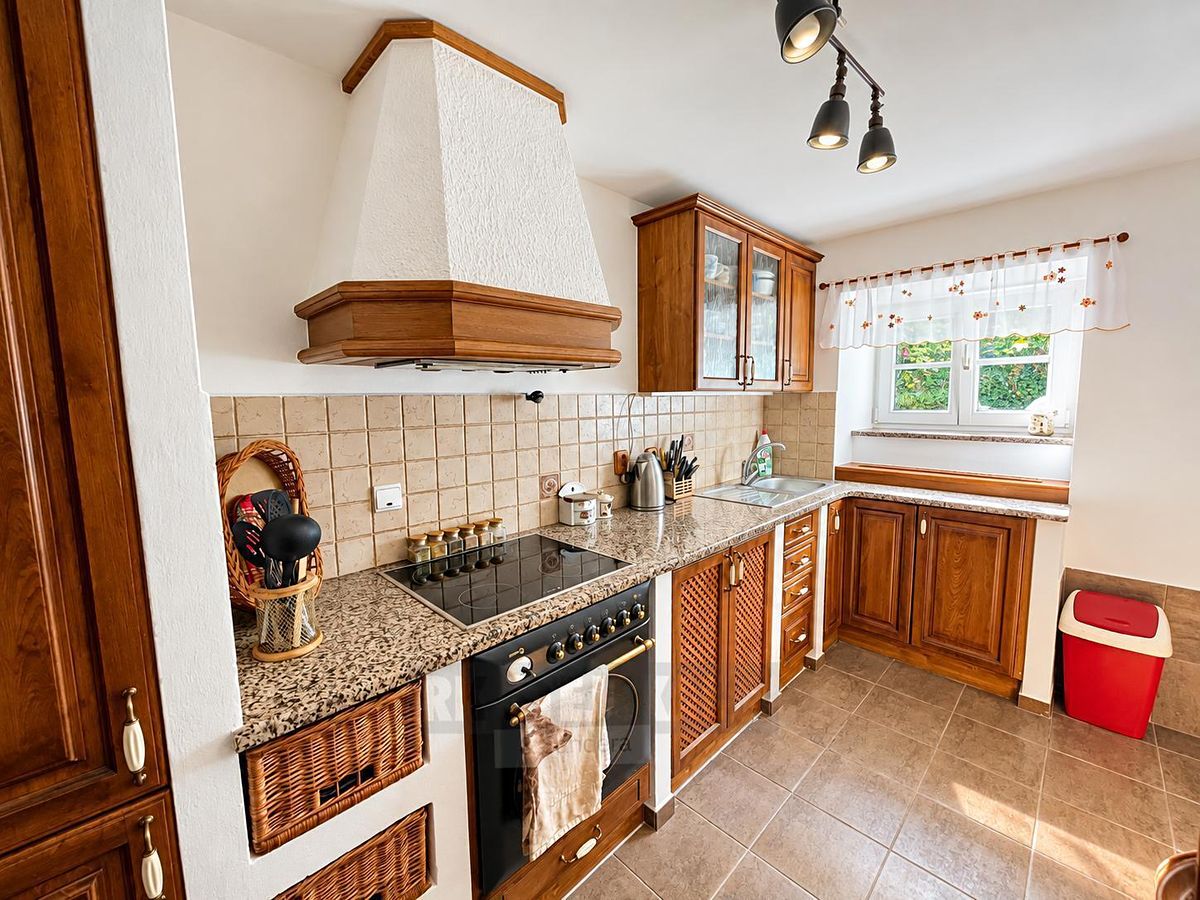 Pronájem rodinného domu 90 m², pozemek 5500 m²