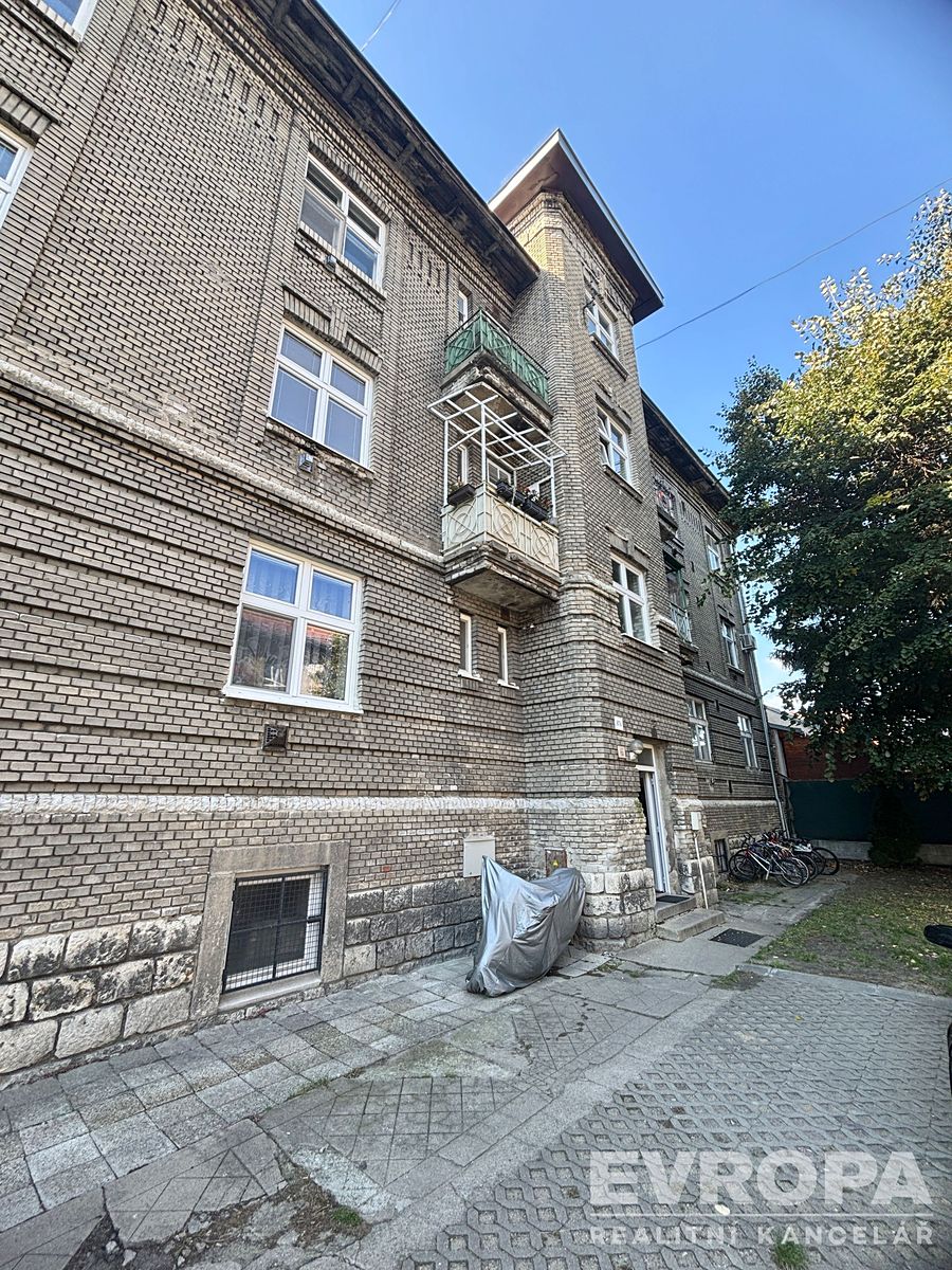 Pronájem bytu 1+1 65 m² – fotografie 5