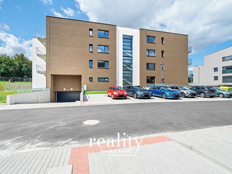 Квартира 2+kk в оренду, 51 м² (15 з 16)