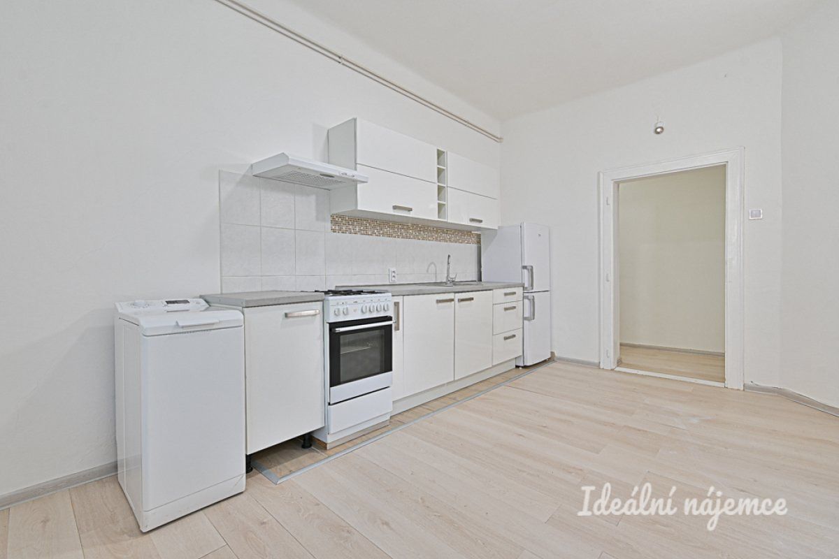 Pronájem bytu 1+1 43 m² – fotografie 2