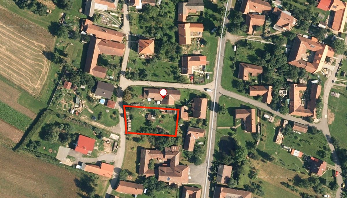 Prodej stavebního pozemku 600 m² – fotografie 3