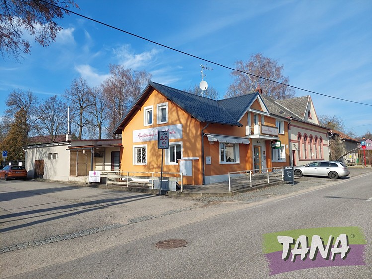 Prodej komerčního prostoru, 640 m² (1 z 30)