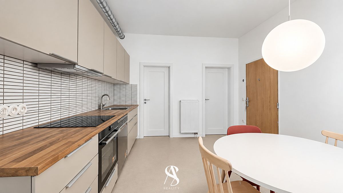 Pronájem bytu pokoje 11 m² – fotografie 2