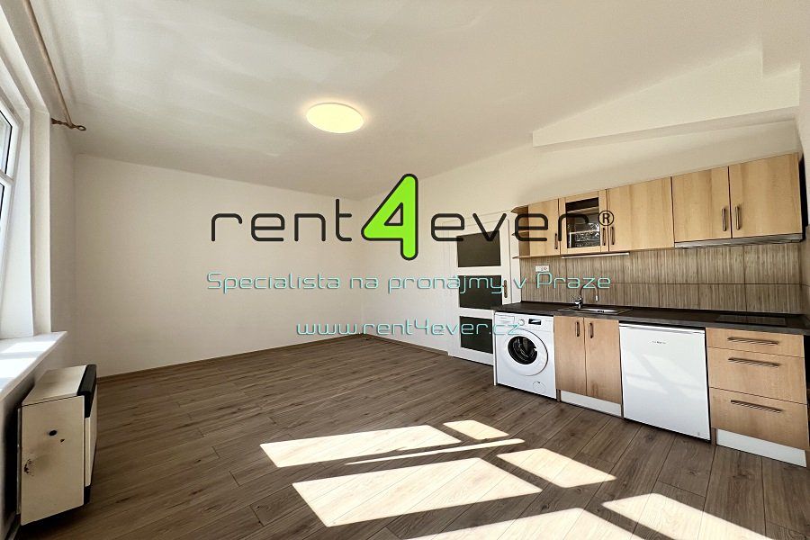 Pronájem bytu 1+kk 26 m² – fotografie 2