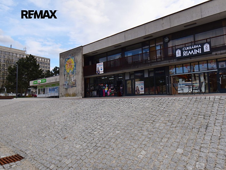 Комерційне приміщення в оренду, 350 м² (1 з 11)