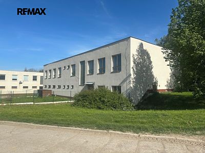 Pronájem skladového prostoru 325 m²