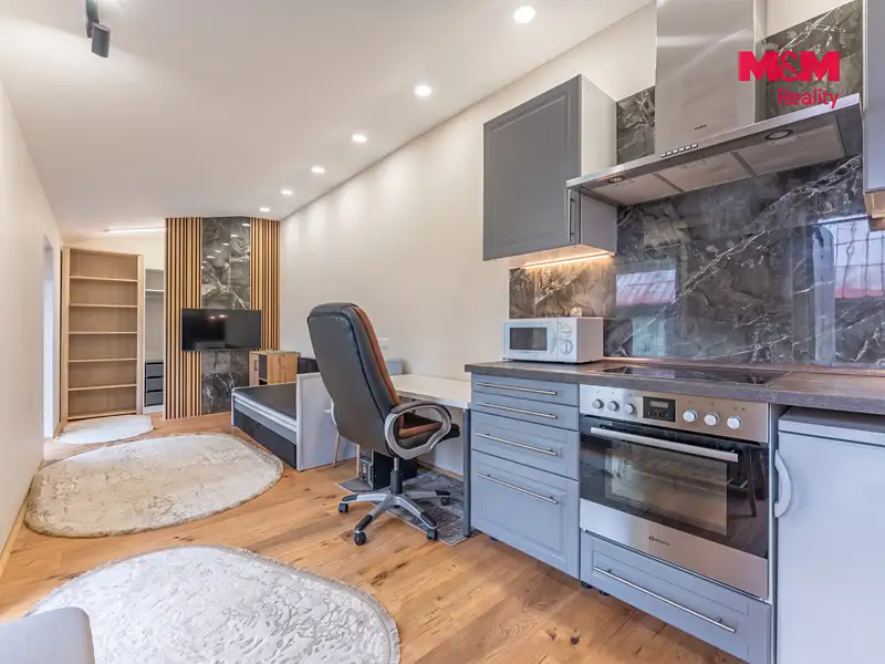 Prodej rodinného domu 168 m², pozemek 418 m², Nučice – náhled fotky 2