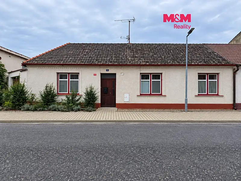 Prodej rodinného domu 86 m², pozemek 390 m², Městec Králové – náhled fotky 1
