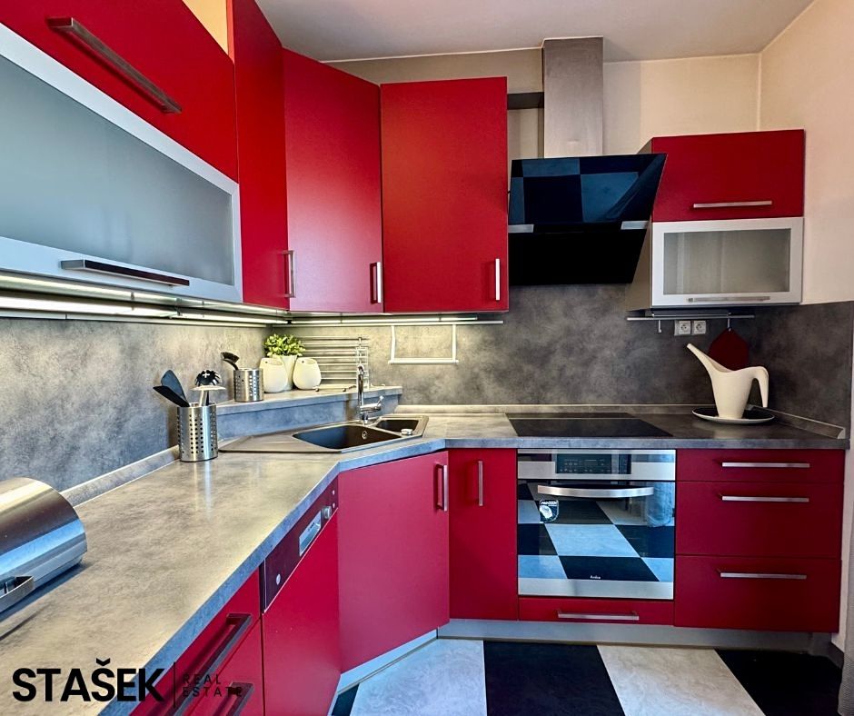 Pronájem bytu 2+kk 87 m²