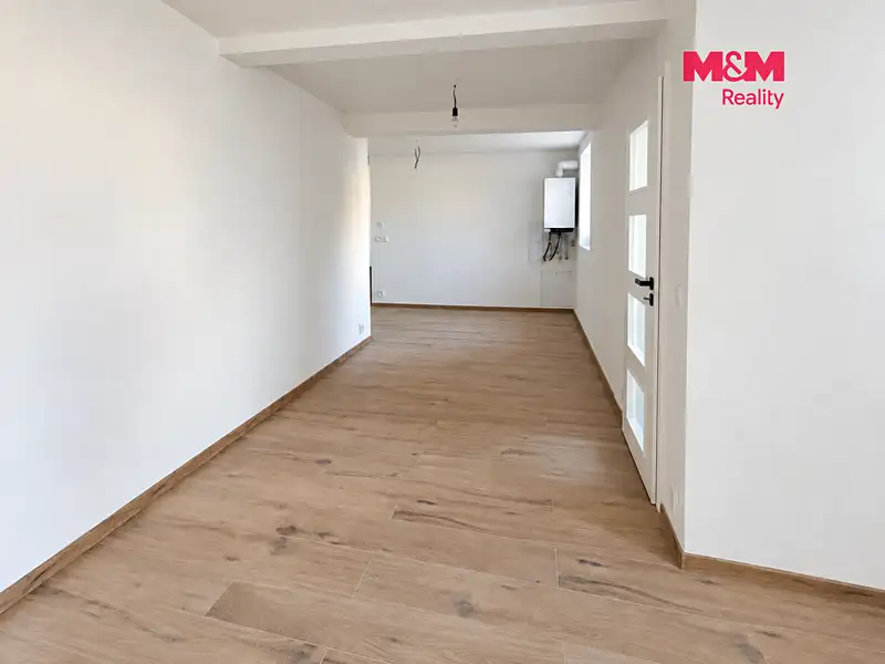 Prodej obchodního prostoru 36 m², Praha – náhled fotky 2