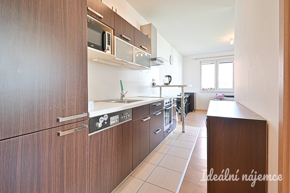 Pronájem bytu 2+kk 47 m² – fotografie 4