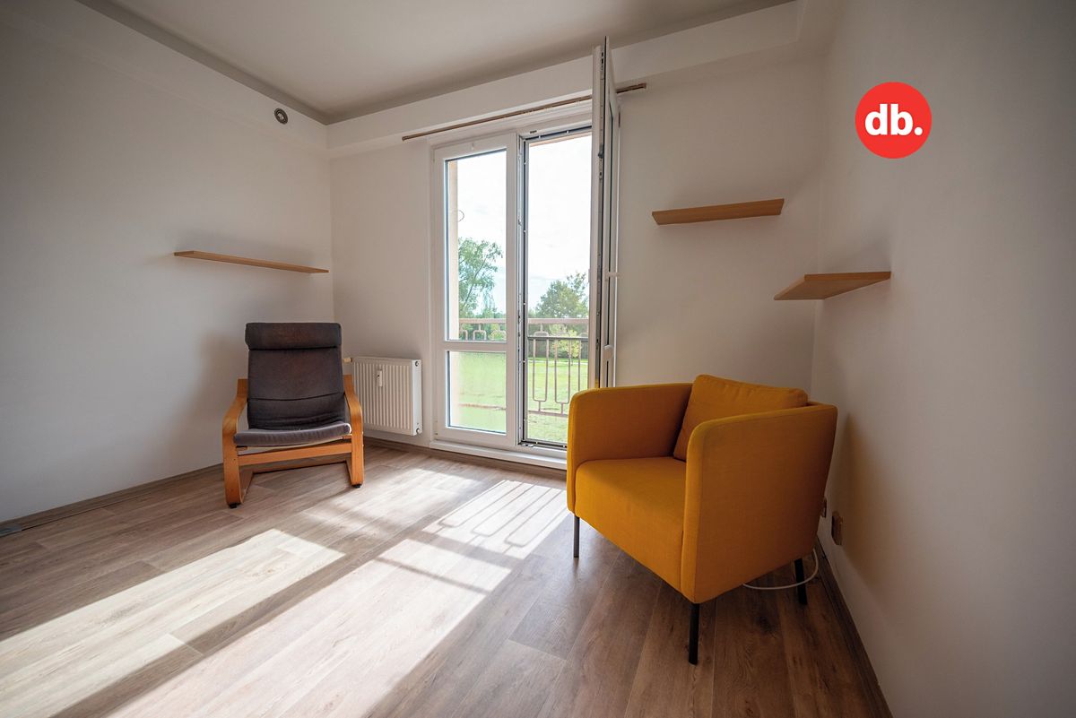 Pronájem bytu 3+1 72 m² – fotografie 2