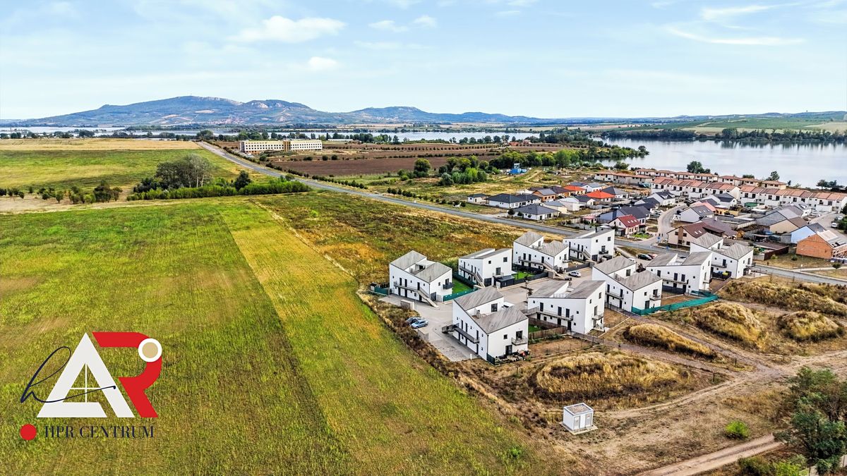 Prodej bytu 2+kk 55 m², Pasohlávky – fotka 1 z 3
