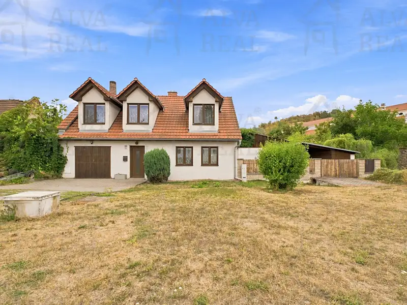 Prodej rodinného domu 141 m², pozemek 984 m², Dolní Kounice – náhled fotky 2