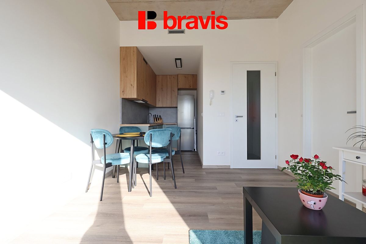 Pronájem bytu 2+kk 37 m²