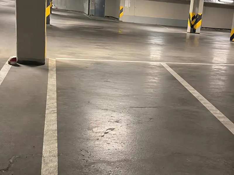 Pronájem garážového stání 13 m², Praha – náhled fotky 2
