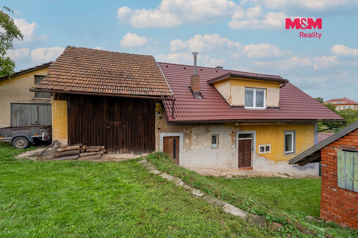 Prodej rodinného domu 122 m², pozemek 976 m² – fotografie 3