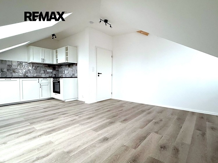 Prodej bytu 4+kk, 117 m² (7 z 38)