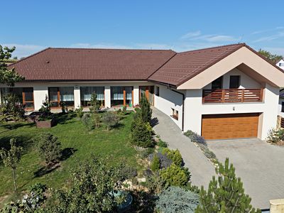 Prodej rodinného domu 247 m², pozemek 966 m²