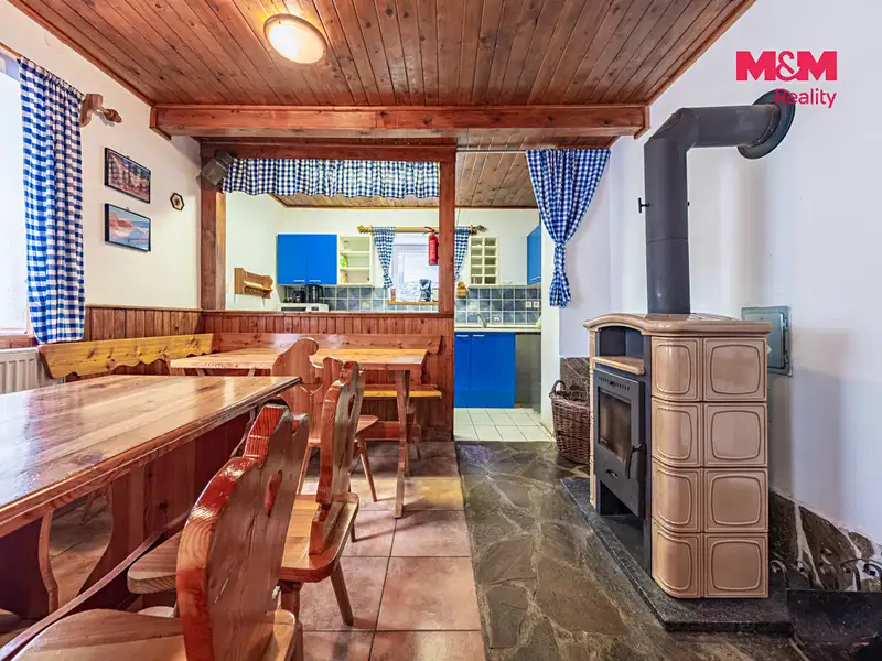 Prodej rodinného domu 285 m², pozemek 1407 m², Loučná pod Klínovcem – náhled fotky 3