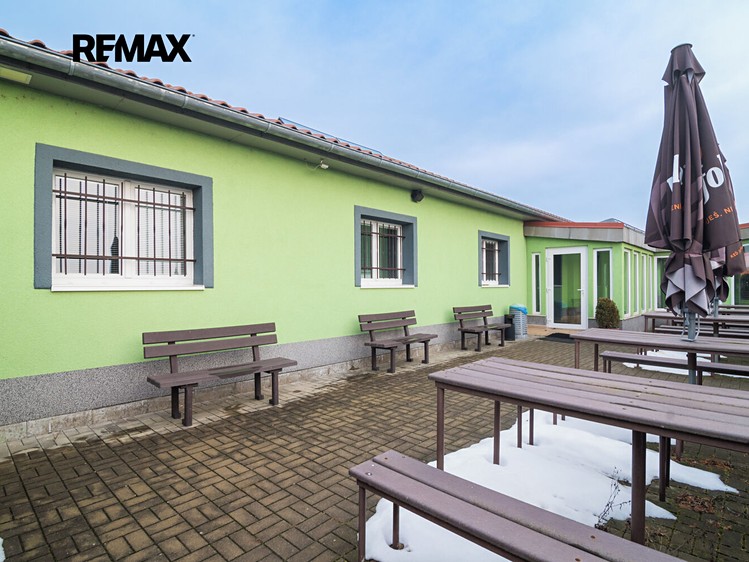 Комерційне приміщення в оренду, 924 м² (30 з 34)