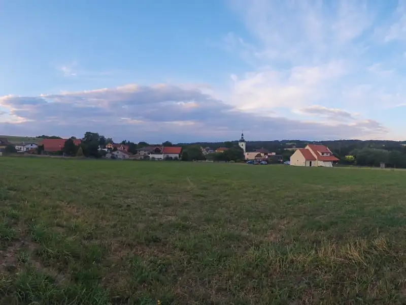 Prodej stavebního pozemku 4639 m², Vranov – náhled fotky 2