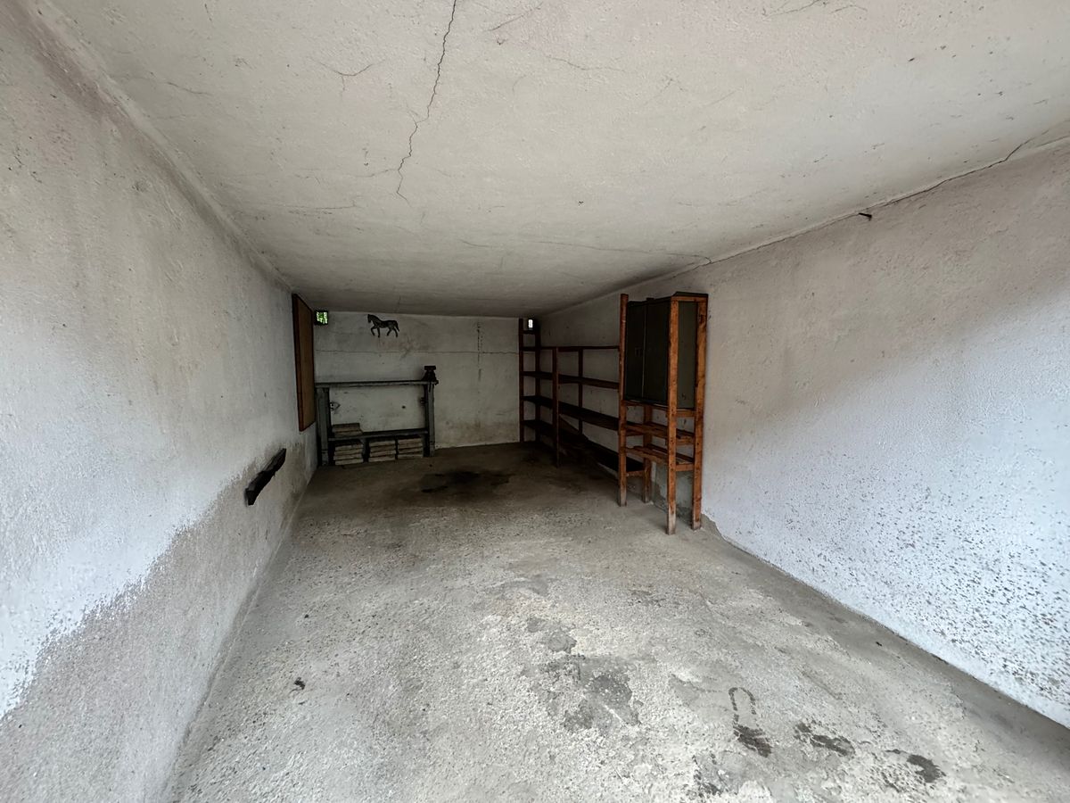 Pronájem garáže 18 m² – fotografie 2