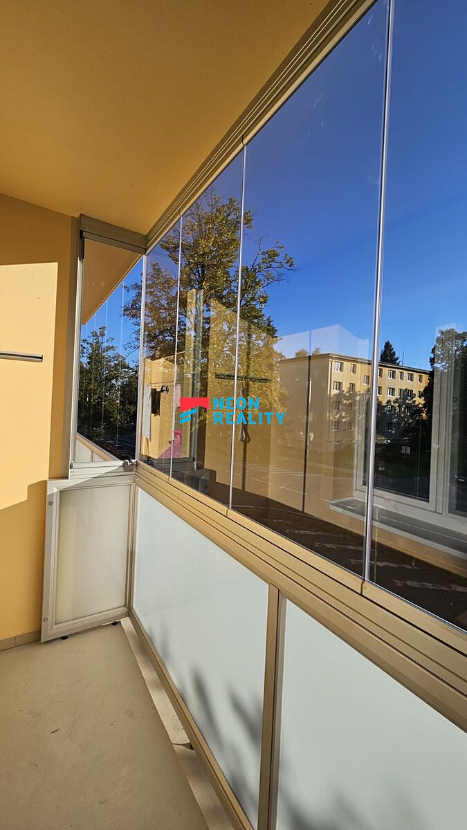 Pronájem bytu 2+1 54 m² – fotografie 3