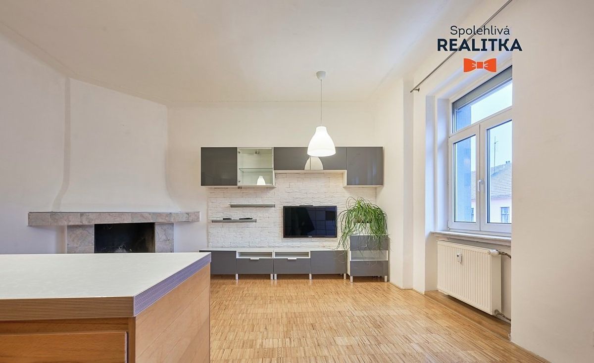 Pronájem bytu 3+kk 81 m² – fotografie 3