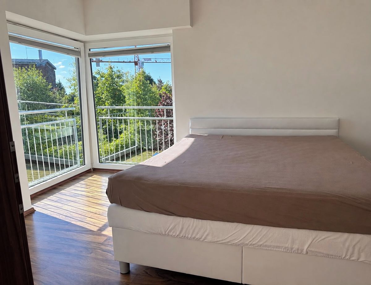 Pronájem bytu 2+kk 55 m² – fotografie 5