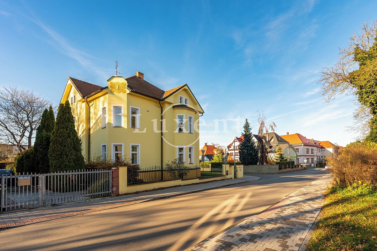 Prodej kanceláře 361 m² – fotografie 2