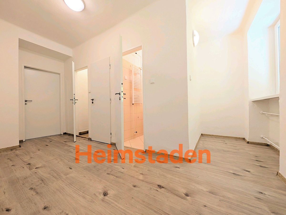 Pronájem bytu 2+kk 68 m² – fotografie 5
