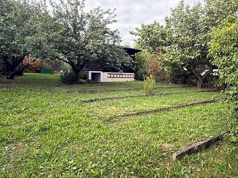 Prodej zahrady 294 m², Praha – náhled fotky 1