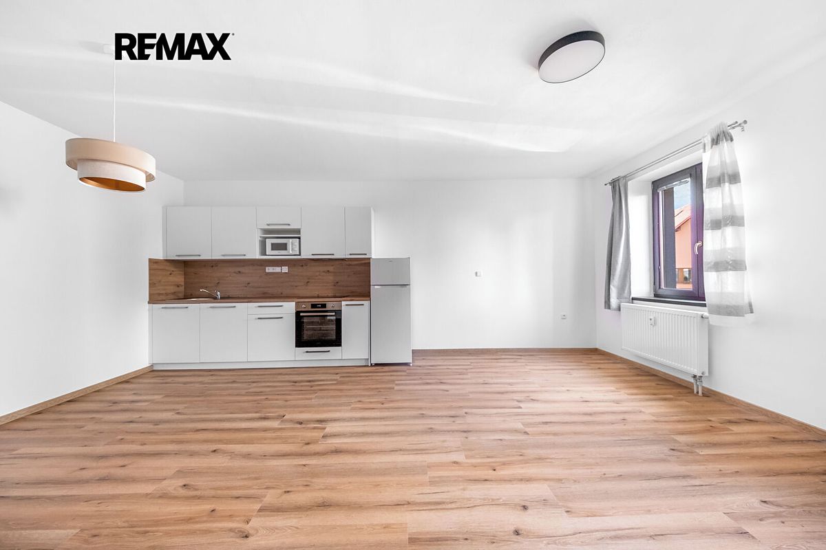 Pronájem bytu 1+kk 41 m²