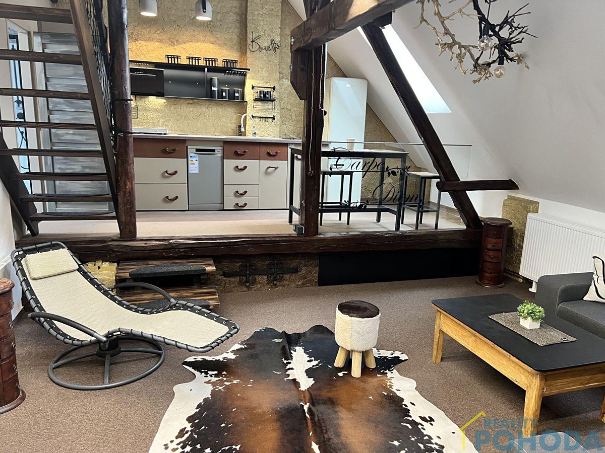 Pronájem bytu 2+kk 54 m²