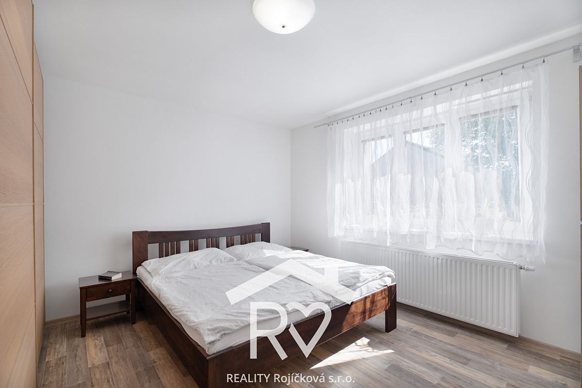 Prodej rodinného domu 120 m², pozemek 492 m² – fotografie 4
