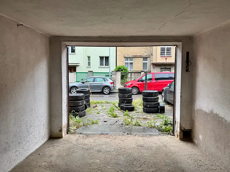 Pronájem garáže 18 m², Praha – náhled fotky 3