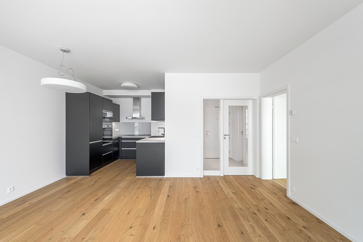 Pronájem bytu 2+kk 56 m² – fotografie 4