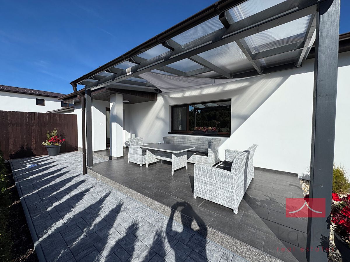 Pronájem bytu 3+kk 70 m² – fotografie 3