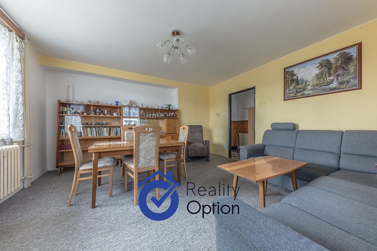 Prodej rodinného domu 180 m², pozemek 800 m² – fotografie 5