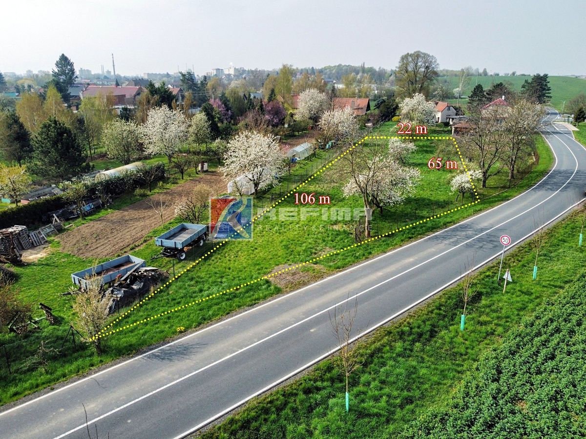 Prodej stavebního pozemku 2097 m² – fotografie 2