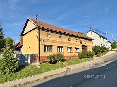 Prodej  rodinného domu 114 m², pozemek 2 707 m²