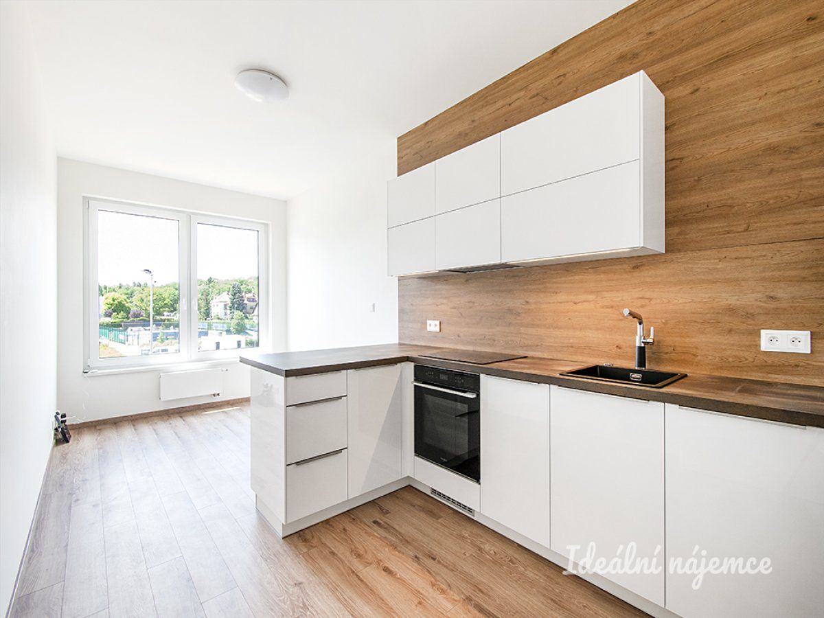 Pronájem bytu 2+kk 39 m²