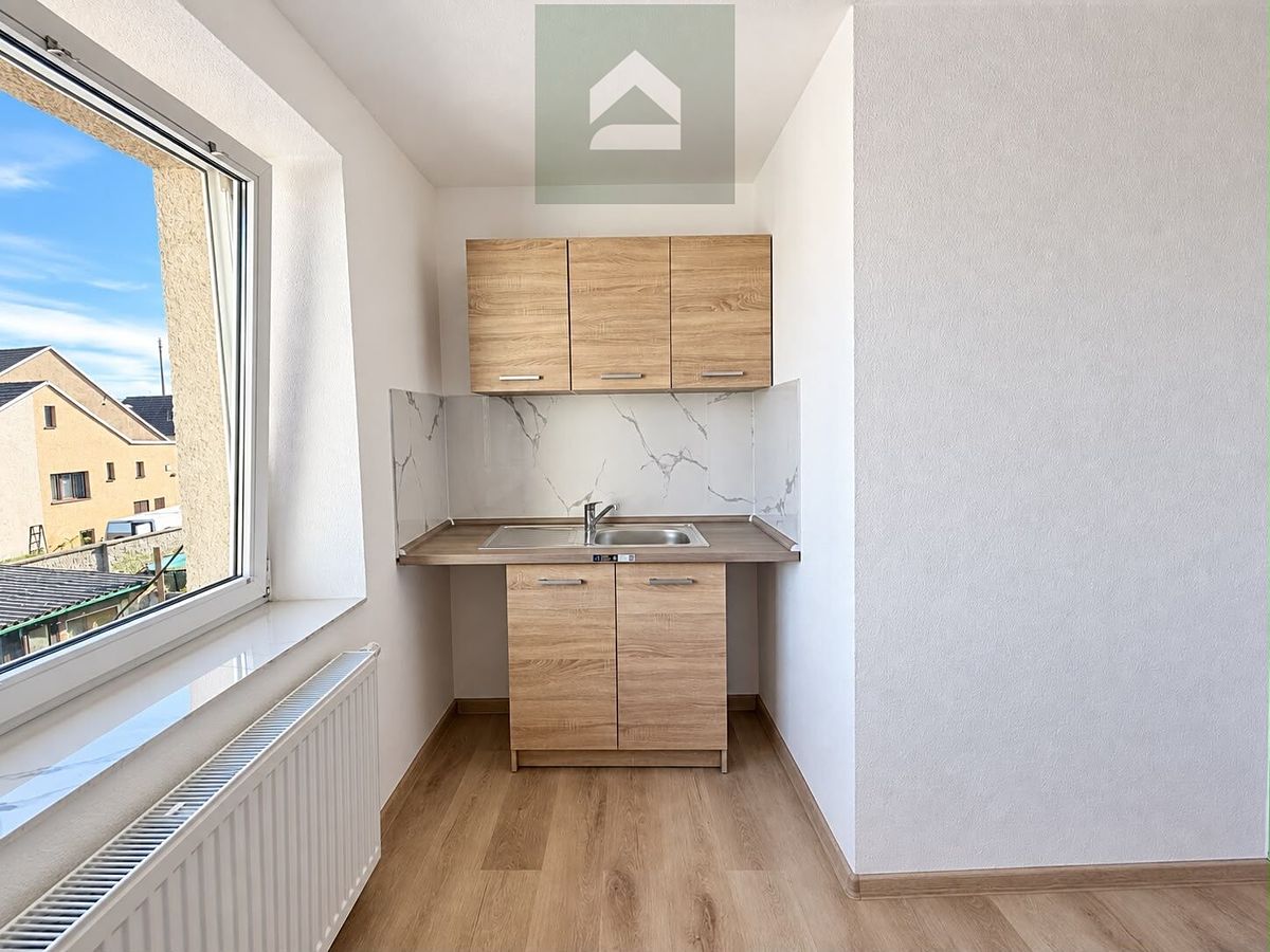 Pronájem bytu 1+1 32 m² – fotografie 4
