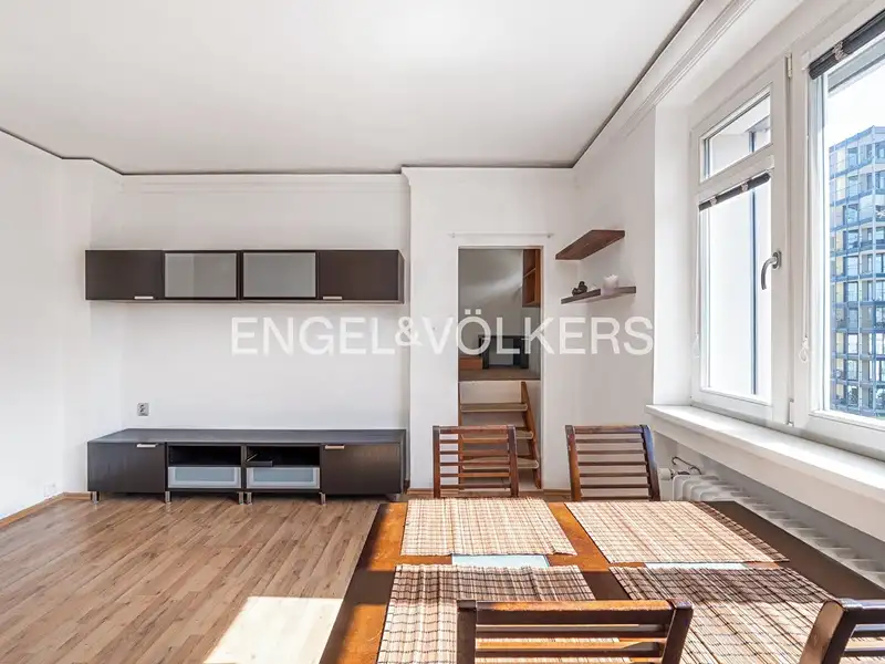 Prodej bytu 1+kk 39 m², Praha – náhled fotky 3