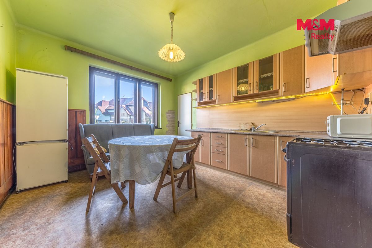Prodej rodinného domu 74 m², pozemek 495 m² – fotografie 2