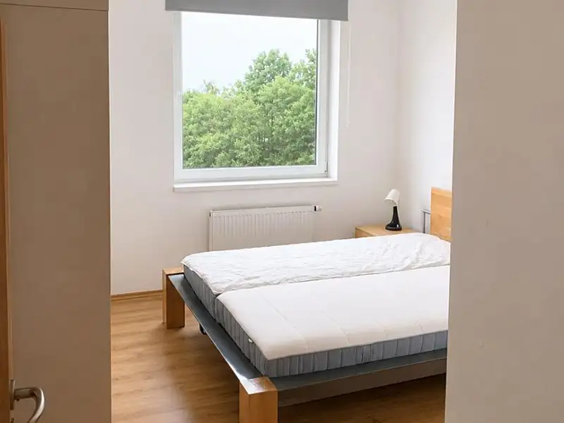 Pronájem bytu 3+kk 73 m², Praha – náhled fotky 3