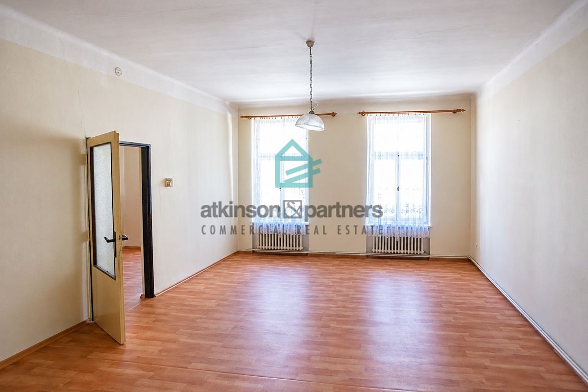Prodej rodinného domu 243 m², pozemek 187 m² – fotografie 5