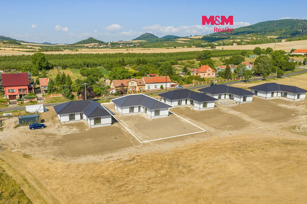 Prodej rodinného domu 143 m², pozemek 1125 m²